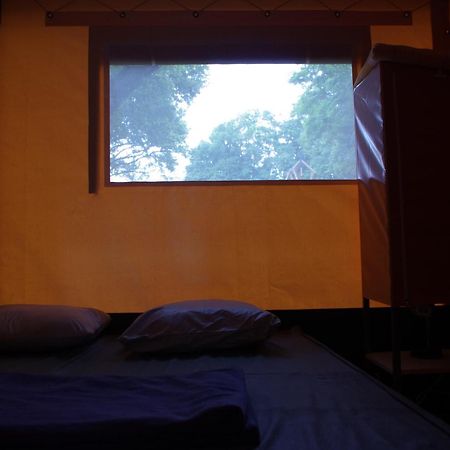 Hotel Camping La Bergerie La Chapelle-Achard Pokoj fotografie