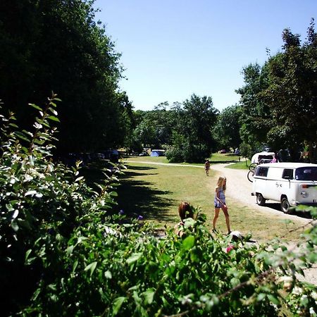 Hotel Camping La Bergerie La Chapelle-Achard Exteriér fotografie