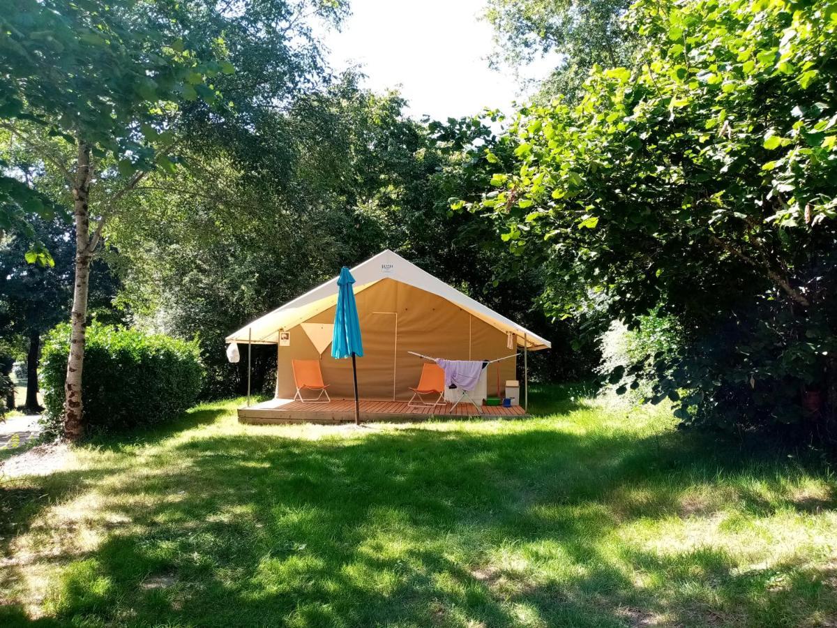 Hotel Camping La Bergerie La Chapelle-Achard Exteriér fotografie