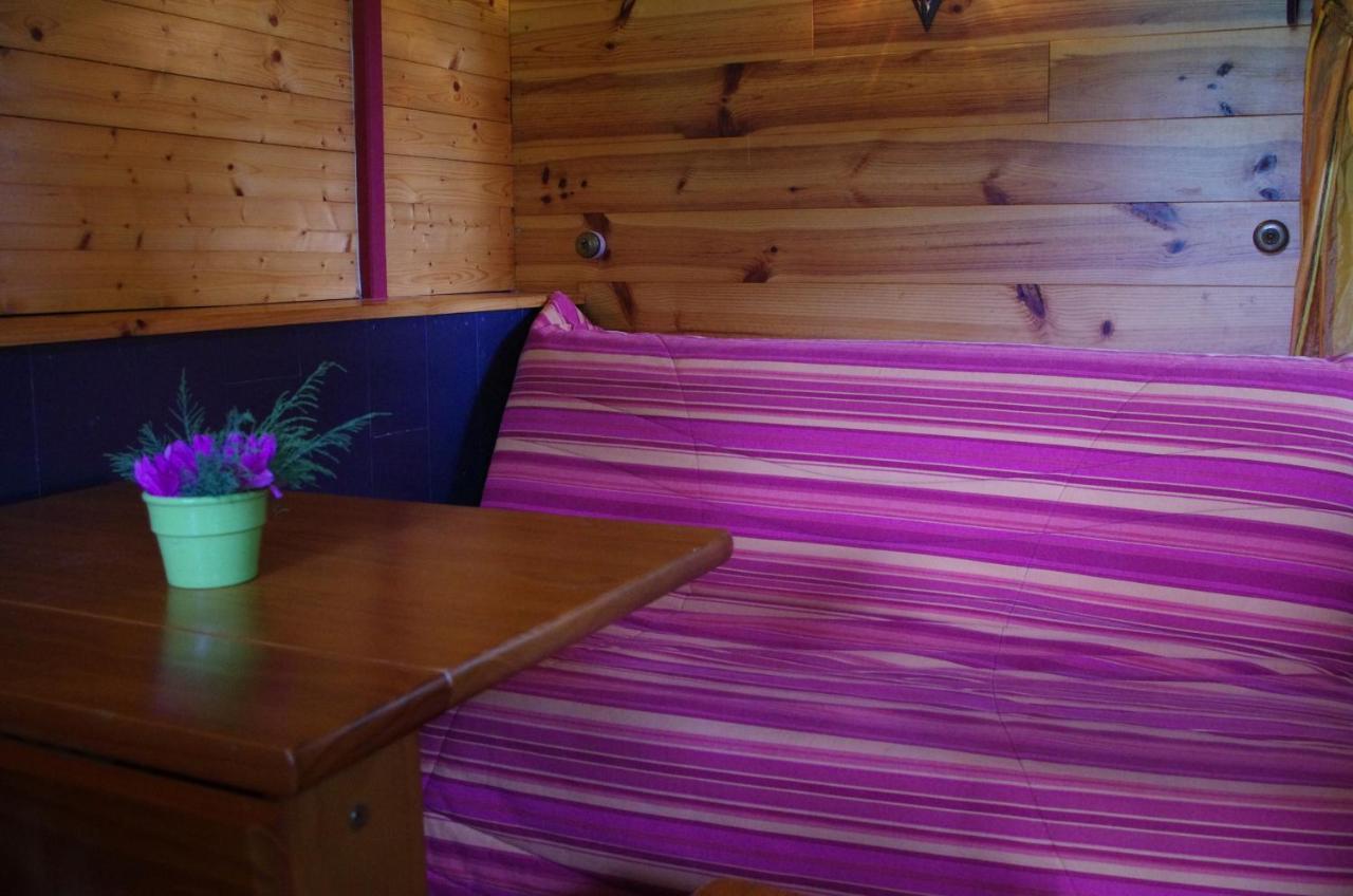 Hotel Camping La Bergerie La Chapelle-Achard Pokoj fotografie