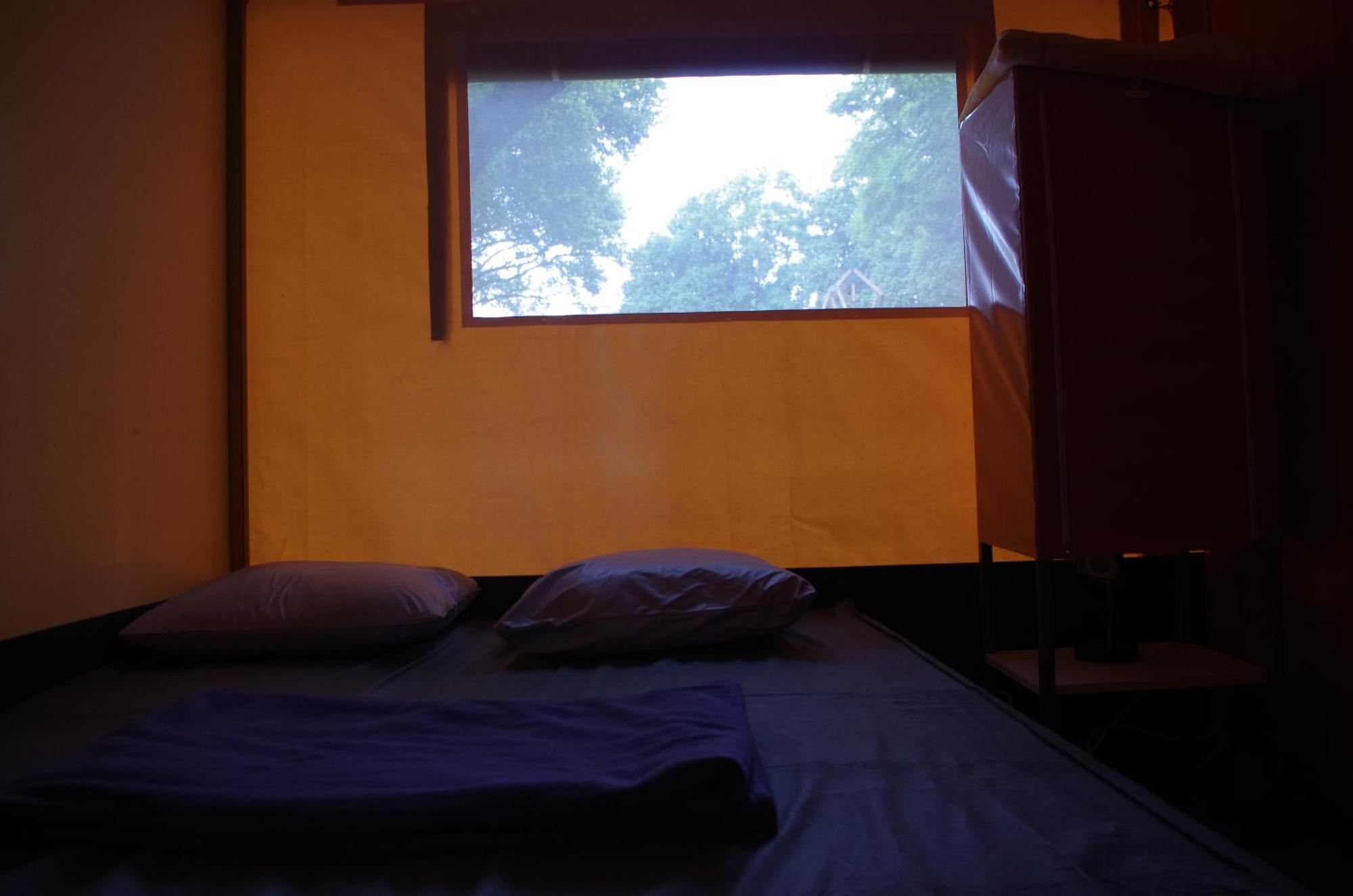 Hotel Camping La Bergerie La Chapelle-Achard Pokoj fotografie