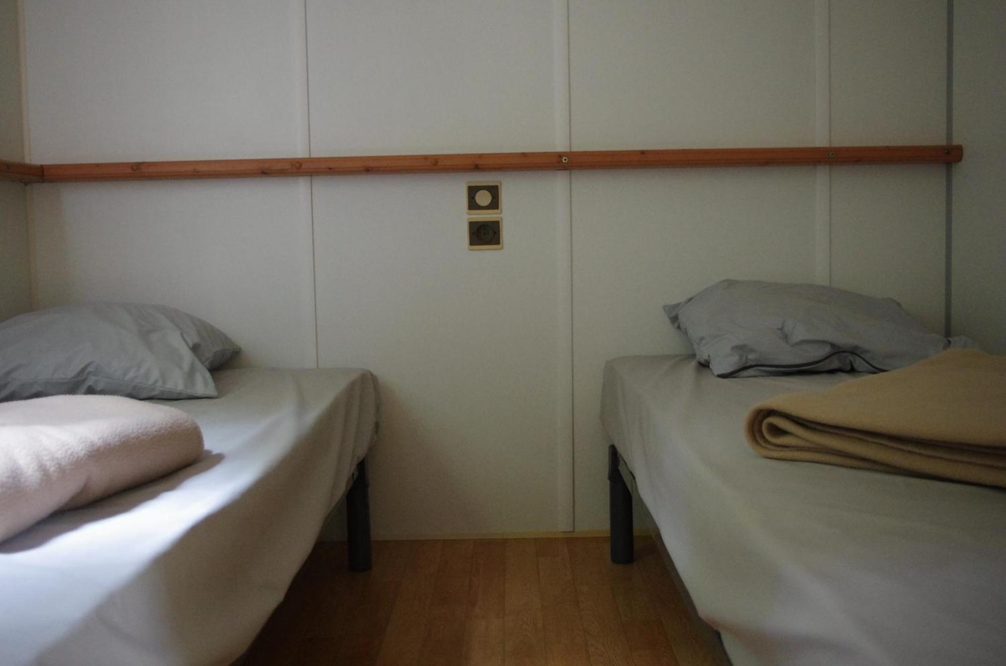 Hotel Camping La Bergerie La Chapelle-Achard Pokoj fotografie